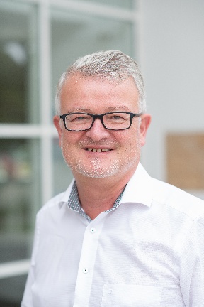 Prof. Maximilian Fichtner